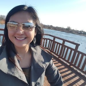 Meet your Posher, Bernadette